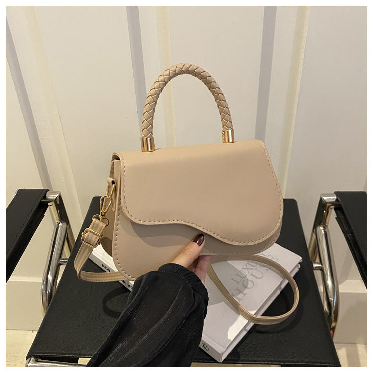 Design Portable Magnetic Snap Textured One-shoulder Bag