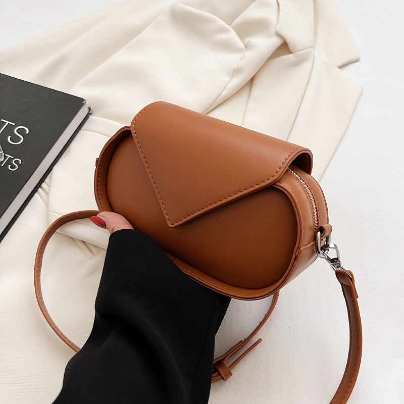 Retro Spring And Summer New Fashion Shoulder Bag