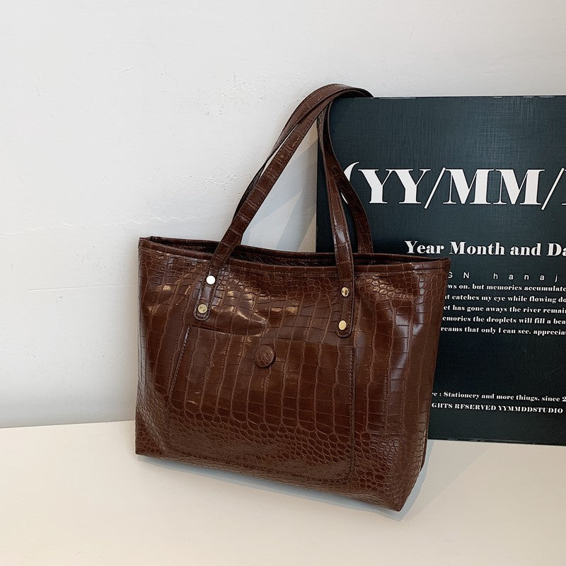 Retro Large Capacity Minimalist Single-shoulder Commuter Fashionable Handbag