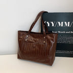 Retro Large Capacity Minimalist Single-shoulder Commuter Fashionable Handbag