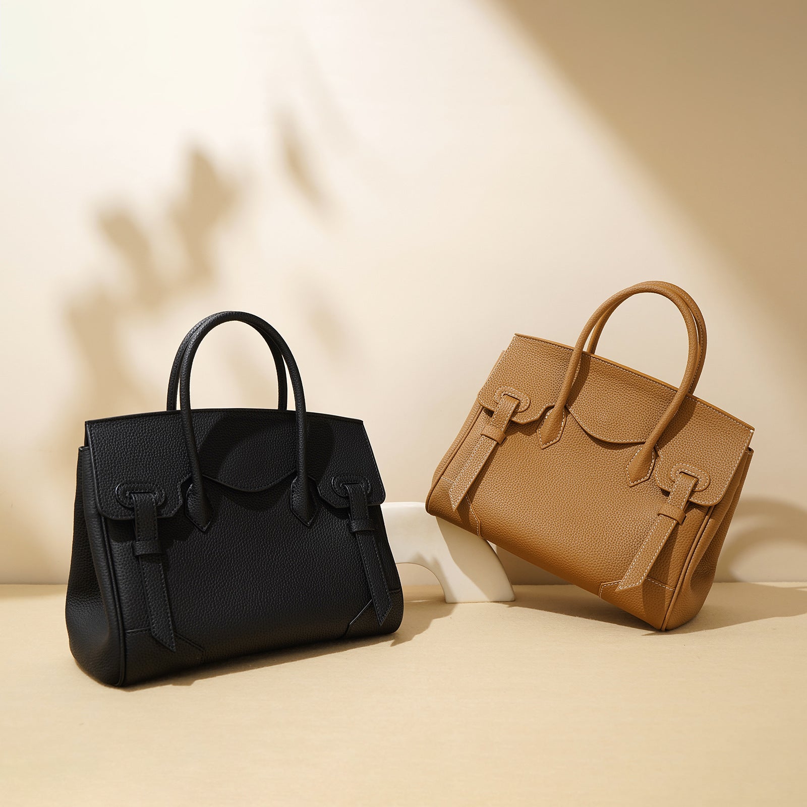 Top Layer Cowhide Handbag Large Capacity Kelly