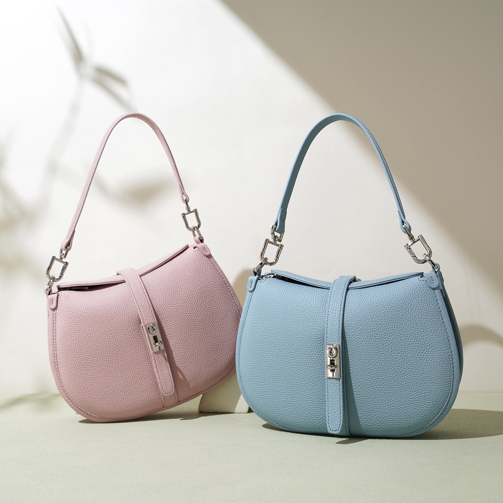 Simple Commute Genuine Leather Messenger Bag