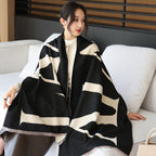 Female Versatile Fashion Thickened Warm Cashmere Scarf