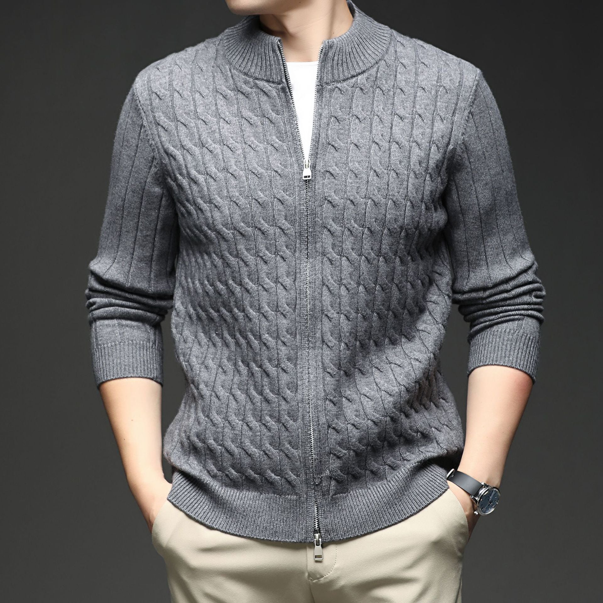Fashion Autumn New Zipper Collar Sweater Men