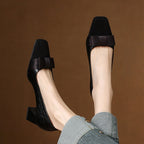 Retro Square Head Stitching Chunky Heel Pumps Women's Spring And Autumn New Bow Low-cut High Heels