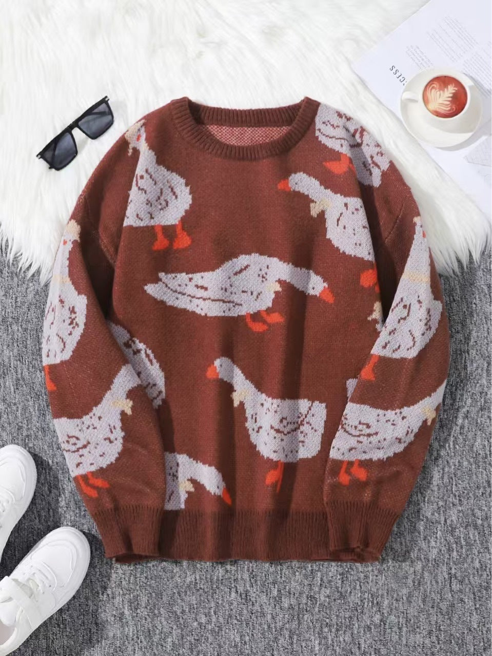 Men's Loose Casual Round Neck Printed Knitted Sweater