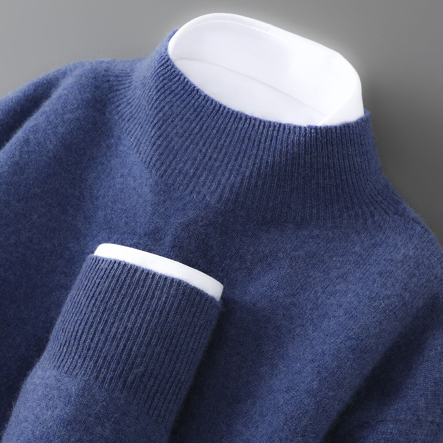 Half Turtleneck Men's Autumn And Winter New Pullover Sweater Loose Sweater