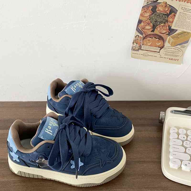Thick Bottom Star Pattern Sneakers Women's Retro Leisure Sports Bread Shoes