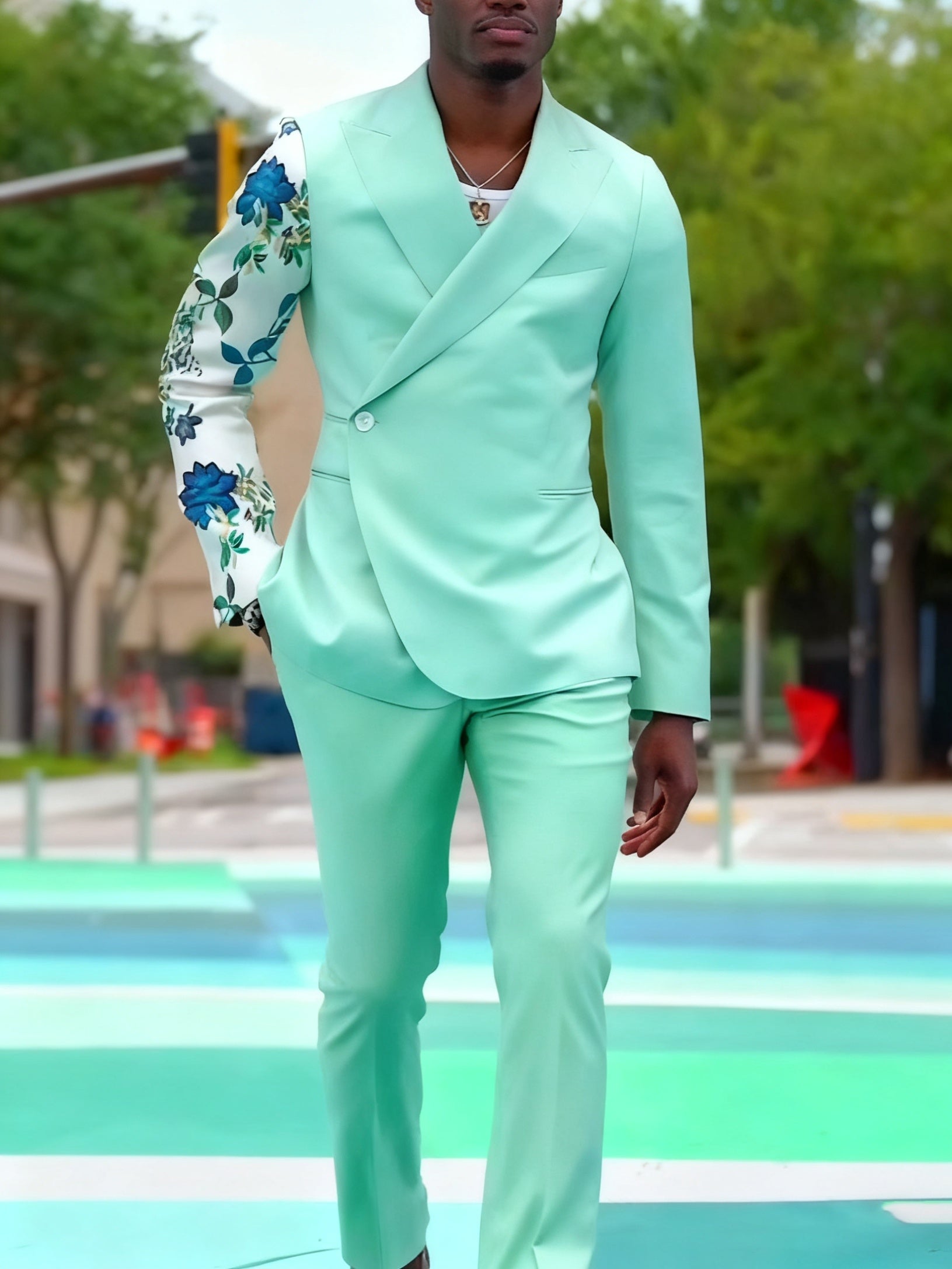 Mint Green Suit With Floral Print Sleeve And Double-Breasted Design