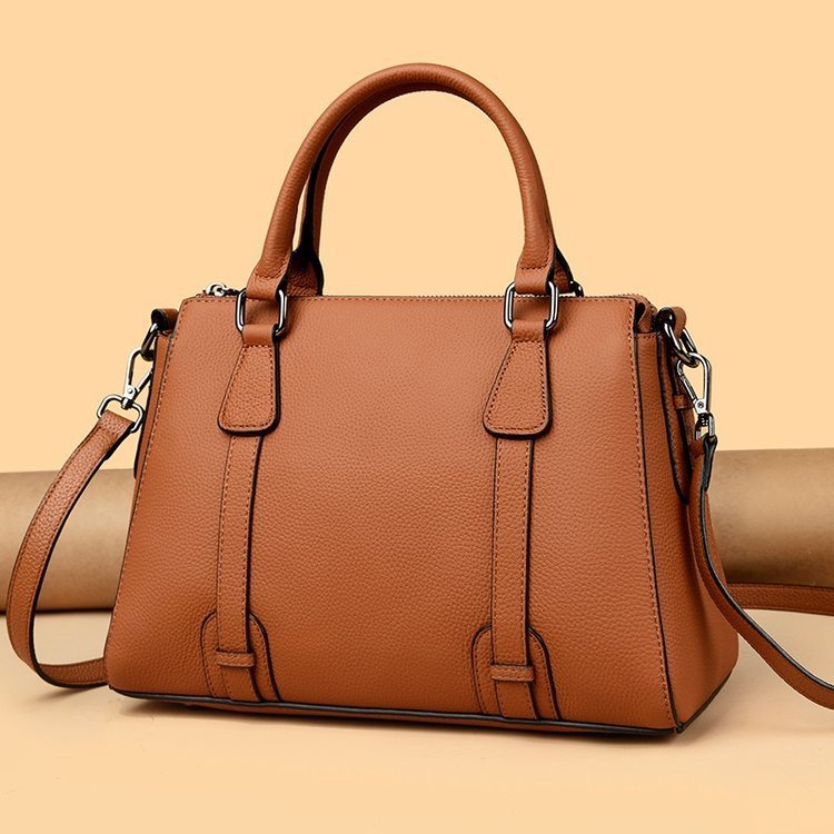 Large Capacity High Sense New Retro Exquisite Handbag