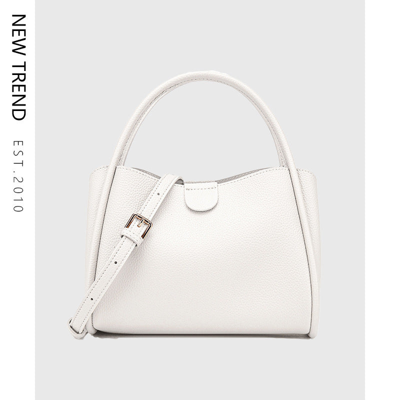 New Fashion Special-interest Portable Commuter's All-matching Shoulder Messenger Bag